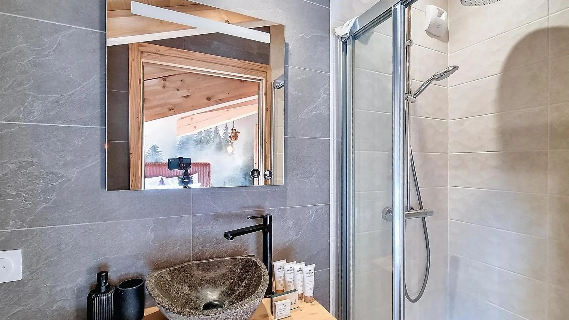 Le Grand Cerf - Appartement 8 Pers - Proche Centre Les Gets France
