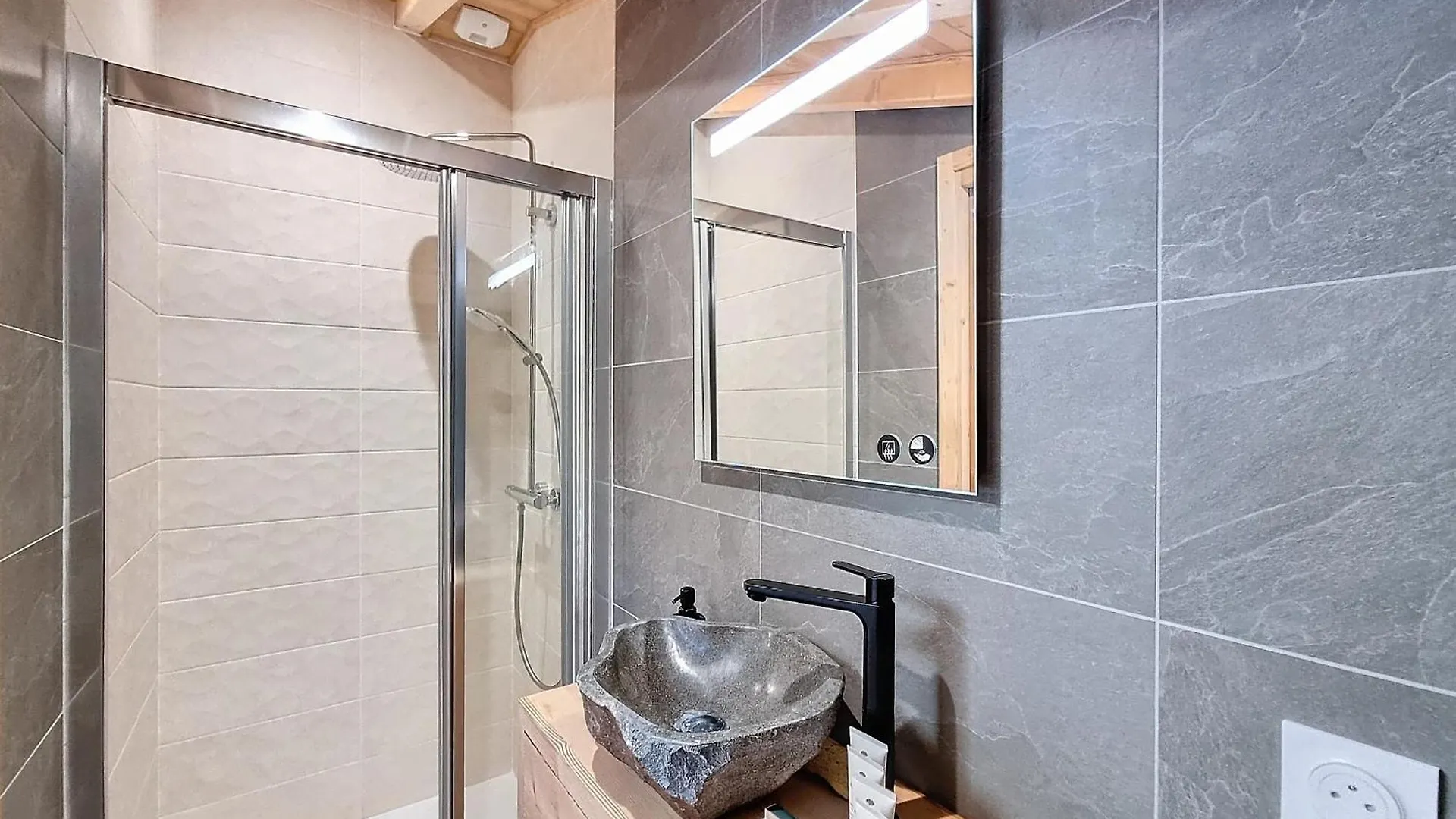 Le Grand Cerf - Appartement 8 Pers - Proche Centre Les Gets Apartment